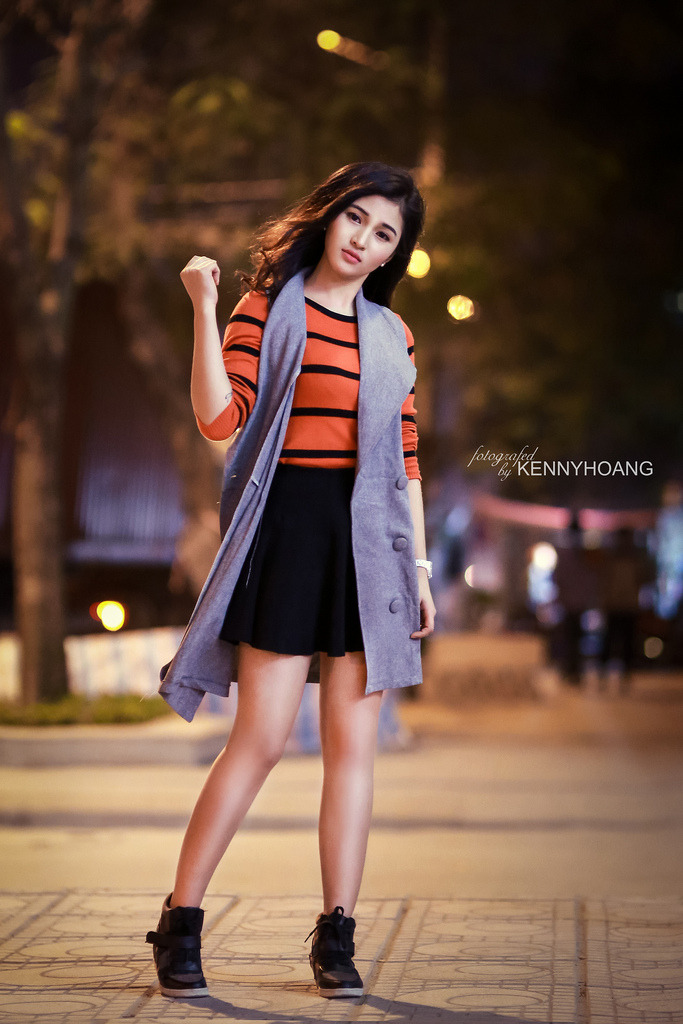 动漫美女无遮挡免费